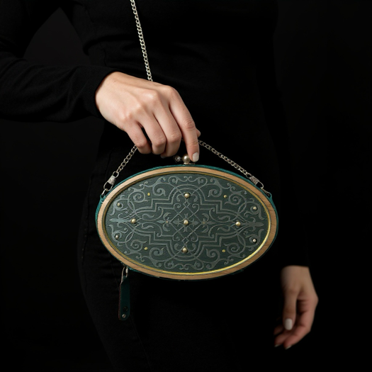 Handcrafted Wooden & Leather clutch – Inspired by Tradition, Made for Today (Copy)
