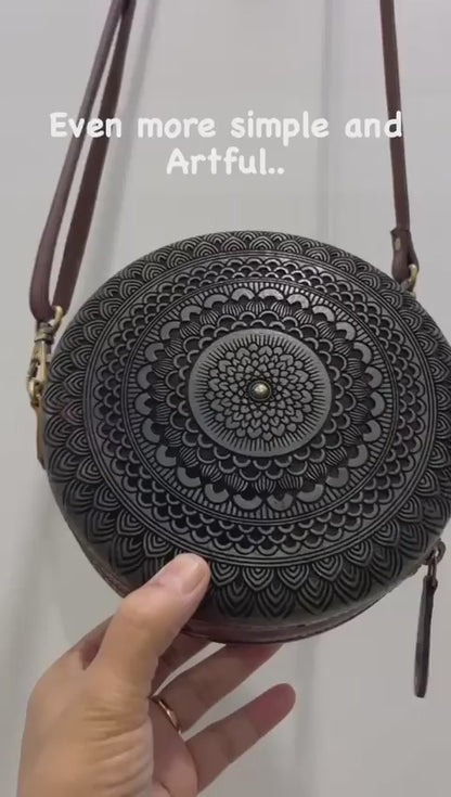 Artful round Bag